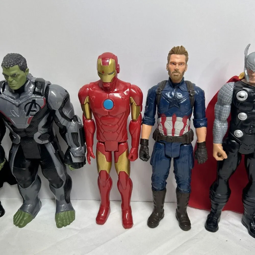 🔥Lot of 7 - Hasbro Marvel & DC 12